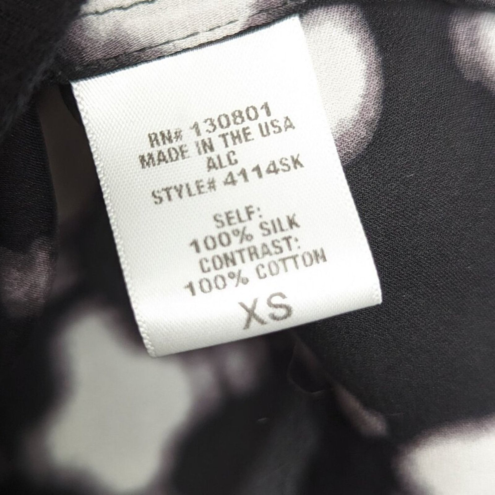 A.L.C. ALC Black White Tie Dyed Long Sleeve Silk Top Zip Neck XS Size XS / US 0-2 / IT 36-38 - 7 Thumbnail