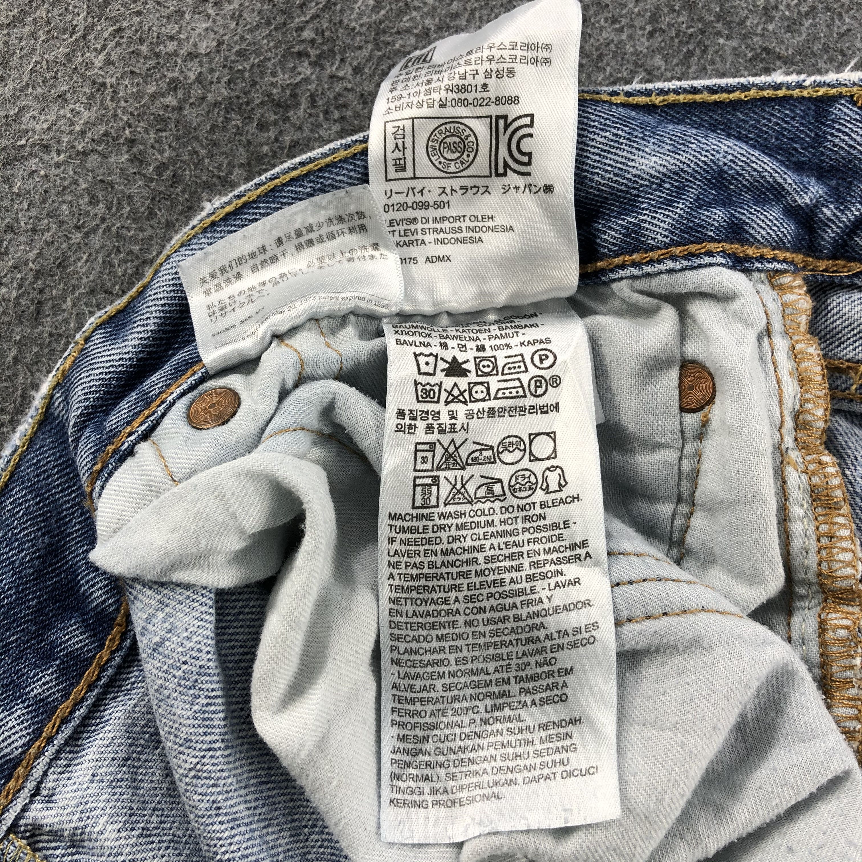 Levi's Vintage Light Wash Levis 501 Jeans- J1366 Size US 37 - 11 Thumbnail