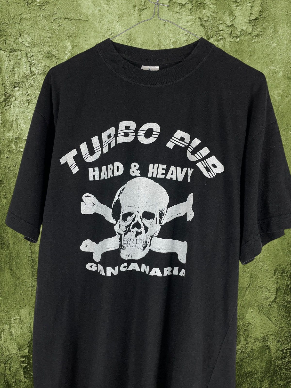 Vintage Vintage 90s Turbo Pub "Hard & Heavy" Gran Canaria Tee Size US XL / EU 56 / 4 - 1 Thumbnail