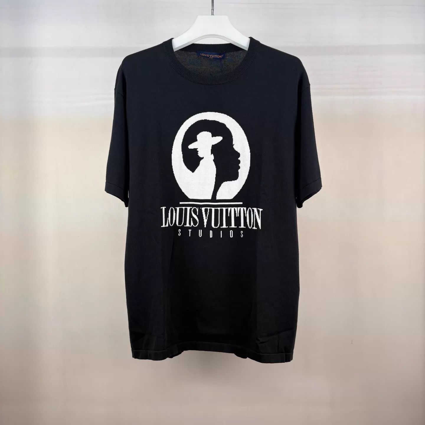 Louis Vuitton LV Black & White Portrait Logo Knit SS XL (New) Size US XL / EU 56 / 4 - 1 Thumbnail