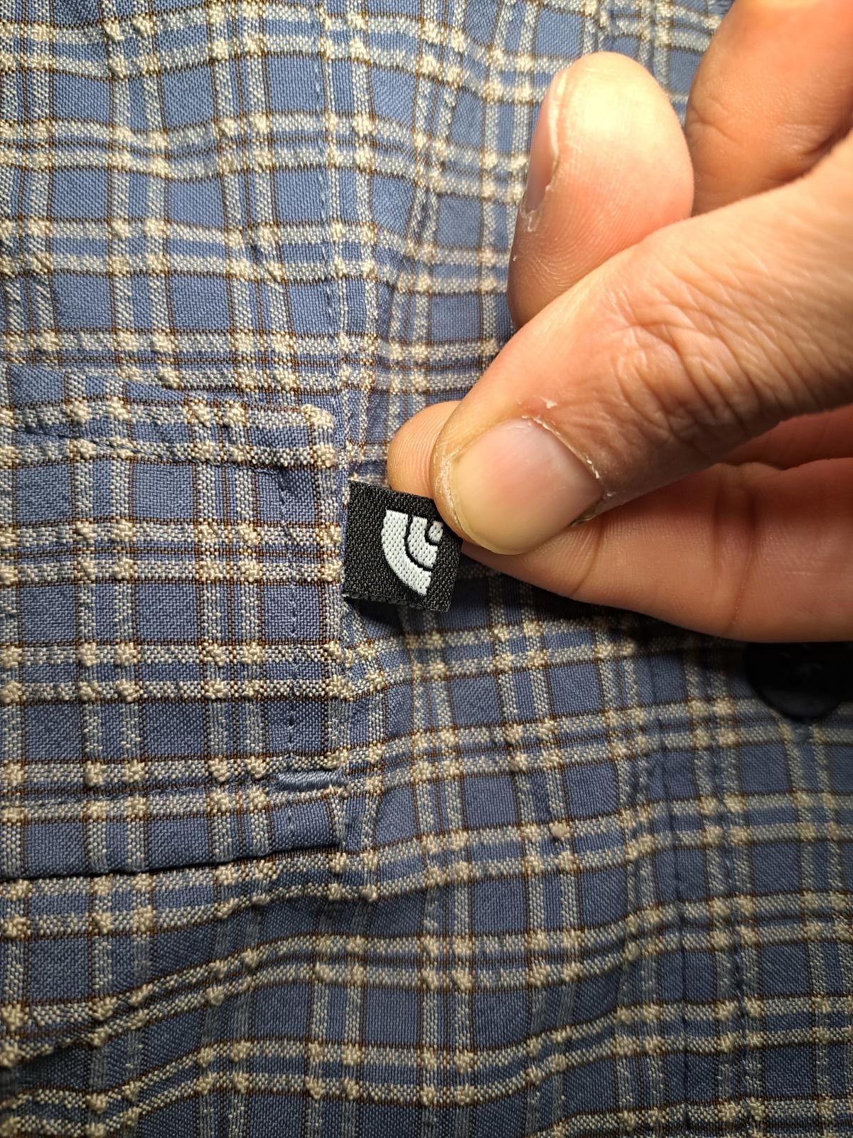 The North Face The North Face Button Up Shirt Mens Large Blue Plaid Size US L / EU 52-54 / 3 - 4 Thumbnail