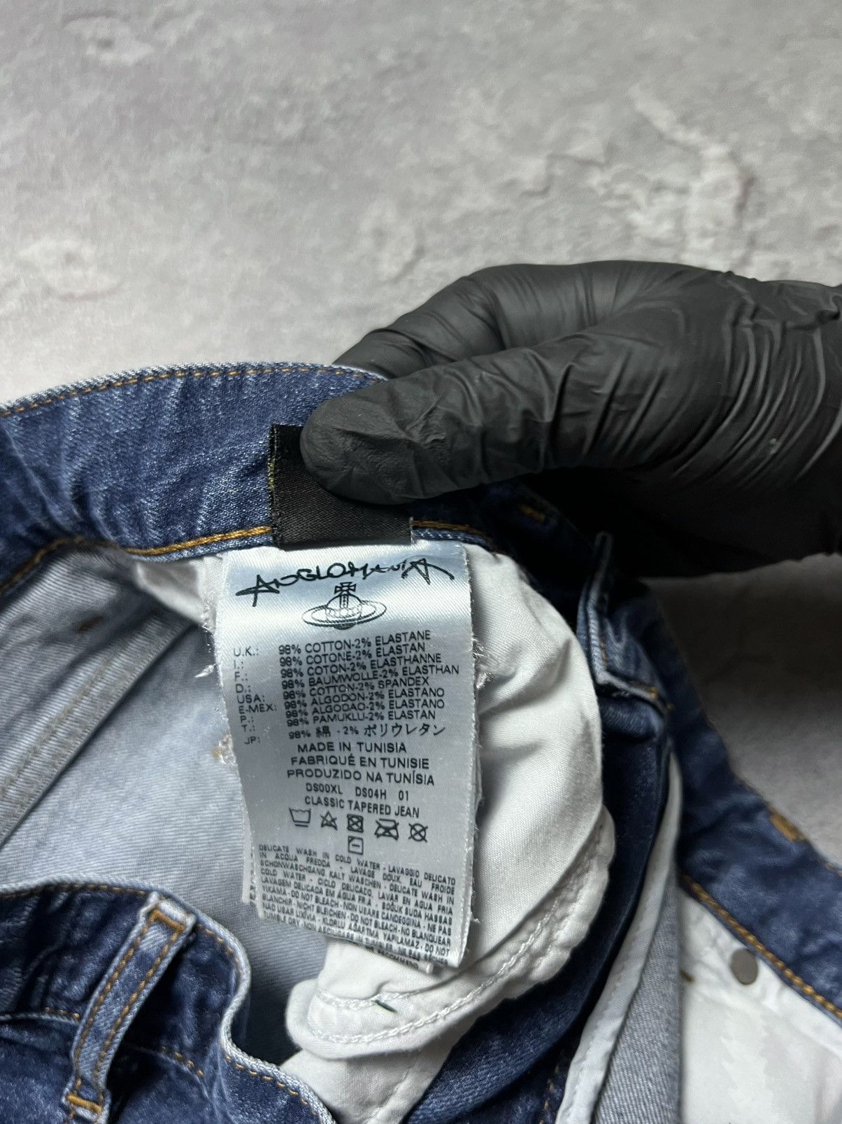Vivienne Westwood Vivienne Westwood Jeans Big Logo Anglomania Orb Saturn 30 Size US 30 / EU 46 - 14 Thumbnail