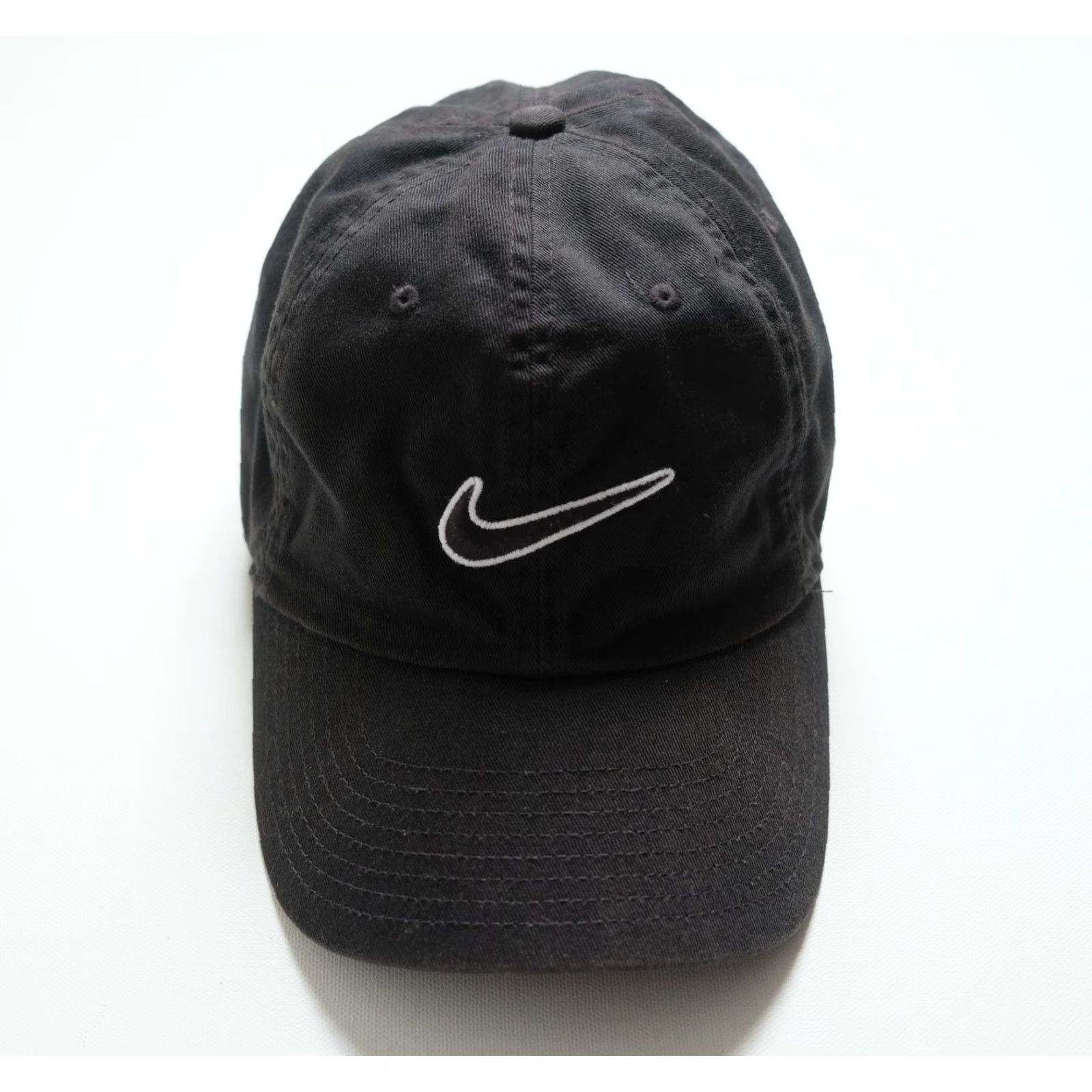 Nike VINTAGE Nike VTG Y2K RETRO BIG SWOOSH BASEBALL ACTIVE BLACK HAT ADJUSTABLE ONE SIZE 2021 Mens Size ONE SIZE - 5 Thumbnail
