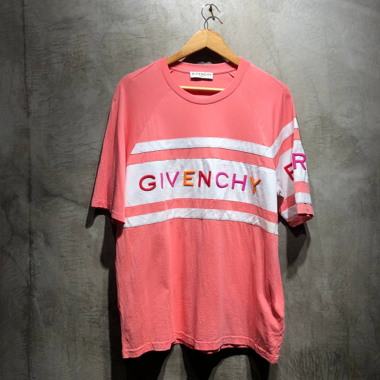 Givenchy Givenchy SS20 logo embroidered bicolor tee Size US L / EU 52-54 / 3 - 1 Thumbnail