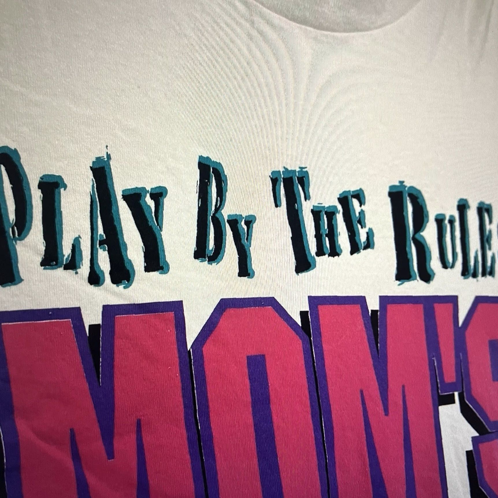 Gildan VINTAGE 90s Mom's Rules T-Shirt Unisex Adults Large White Graphic Print Humor Dad Jokes Casual Size US L / EU 52-54 / 3 - 4 Thumbnail