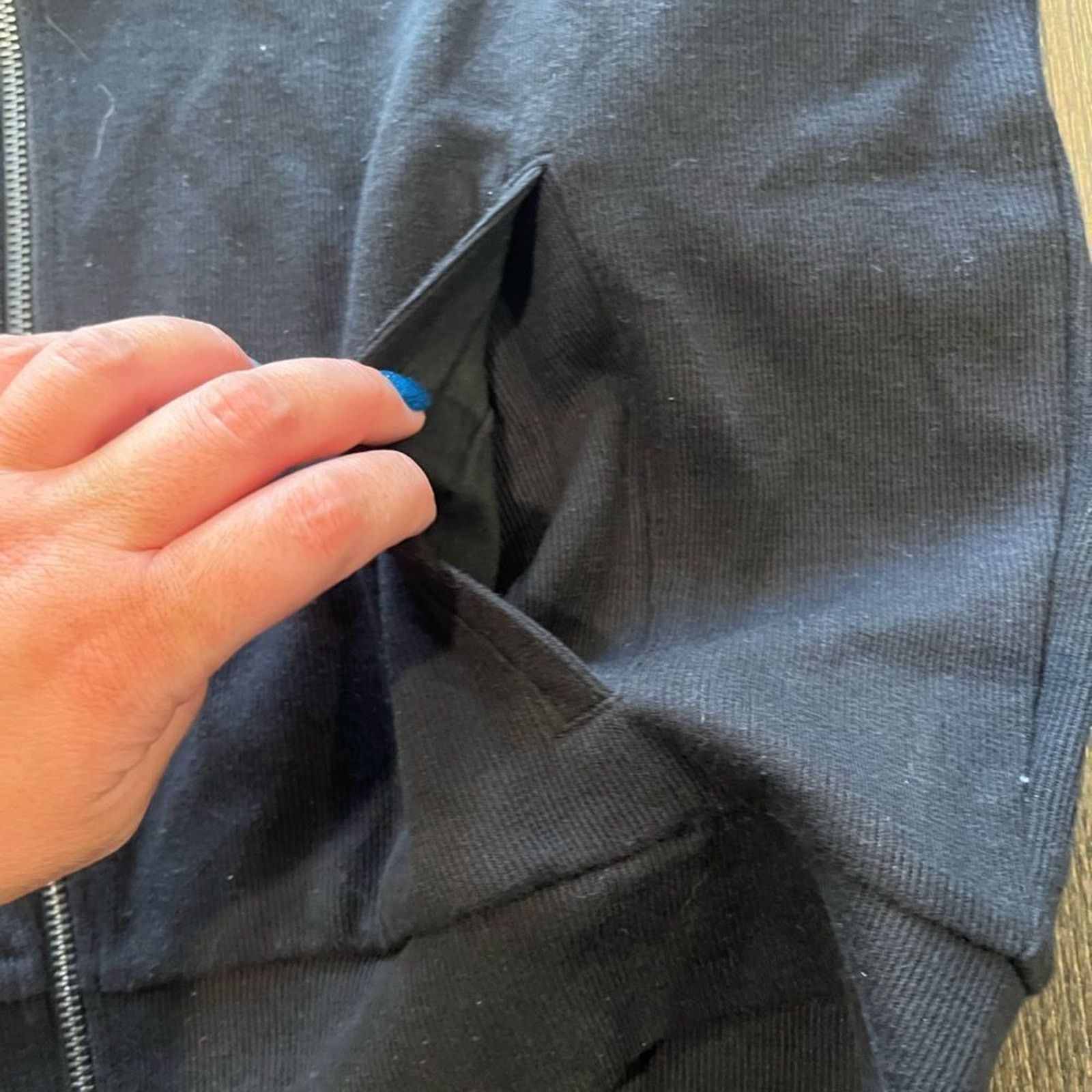 Guess NWOT Guess Mens Black Cotton Blend Zip Up Bomber Jacket Sz L Size US L / EU 52-54 / 3 - 6 Thumbnail