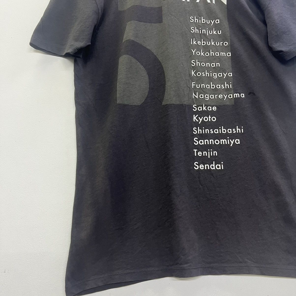 Armani Exchange ARMANI EXCHANGE 5th Anniversary JAPAN Commemorative Tshirt Size US S / EU 44-46 / 1 - 12 Thumbnail