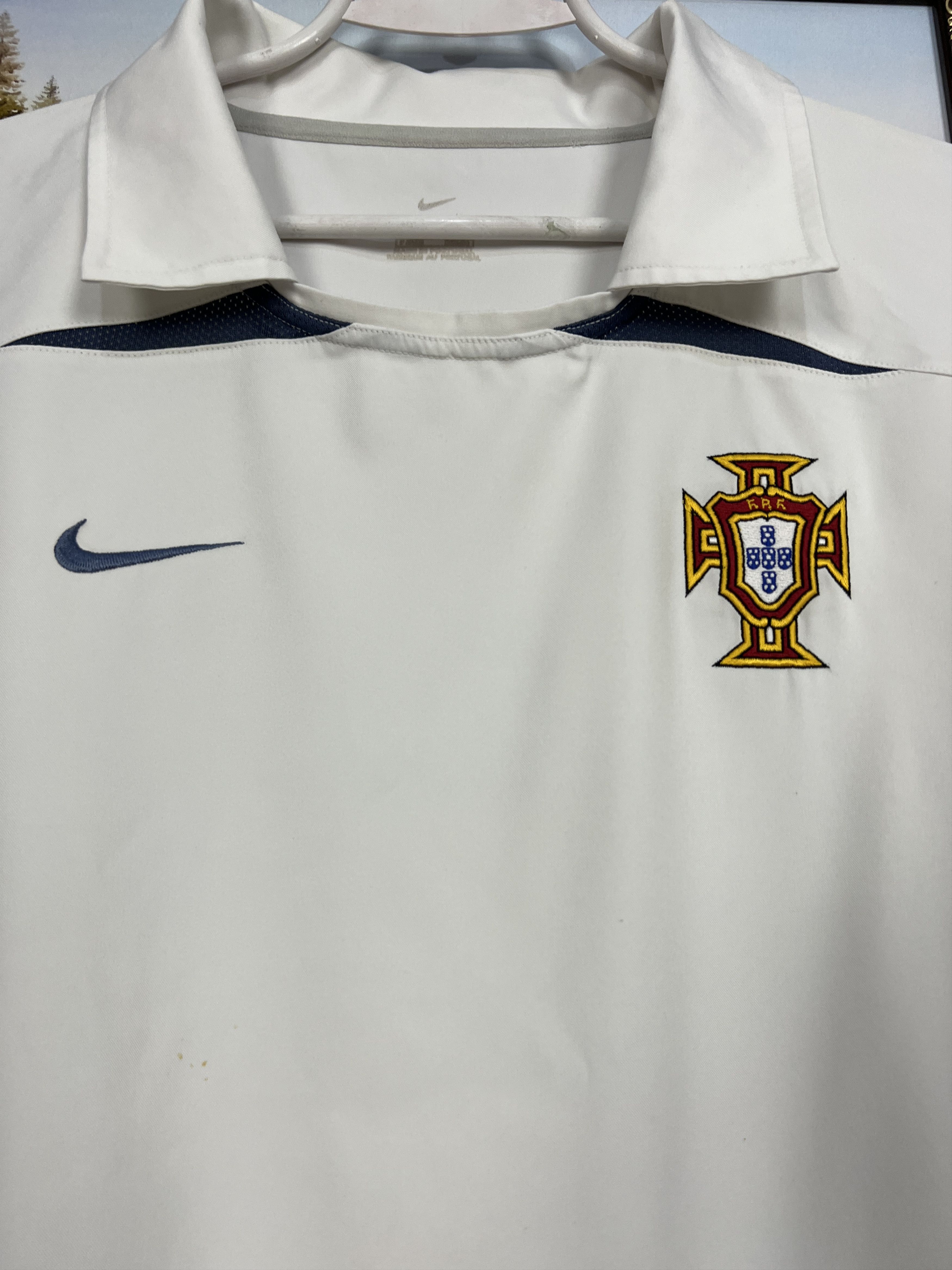 Nike Nike Portugal Away Football Shirt 2002 Soccer Mens Jersey Size US L / EU 52-54 / 3 - 3 Thumbnail