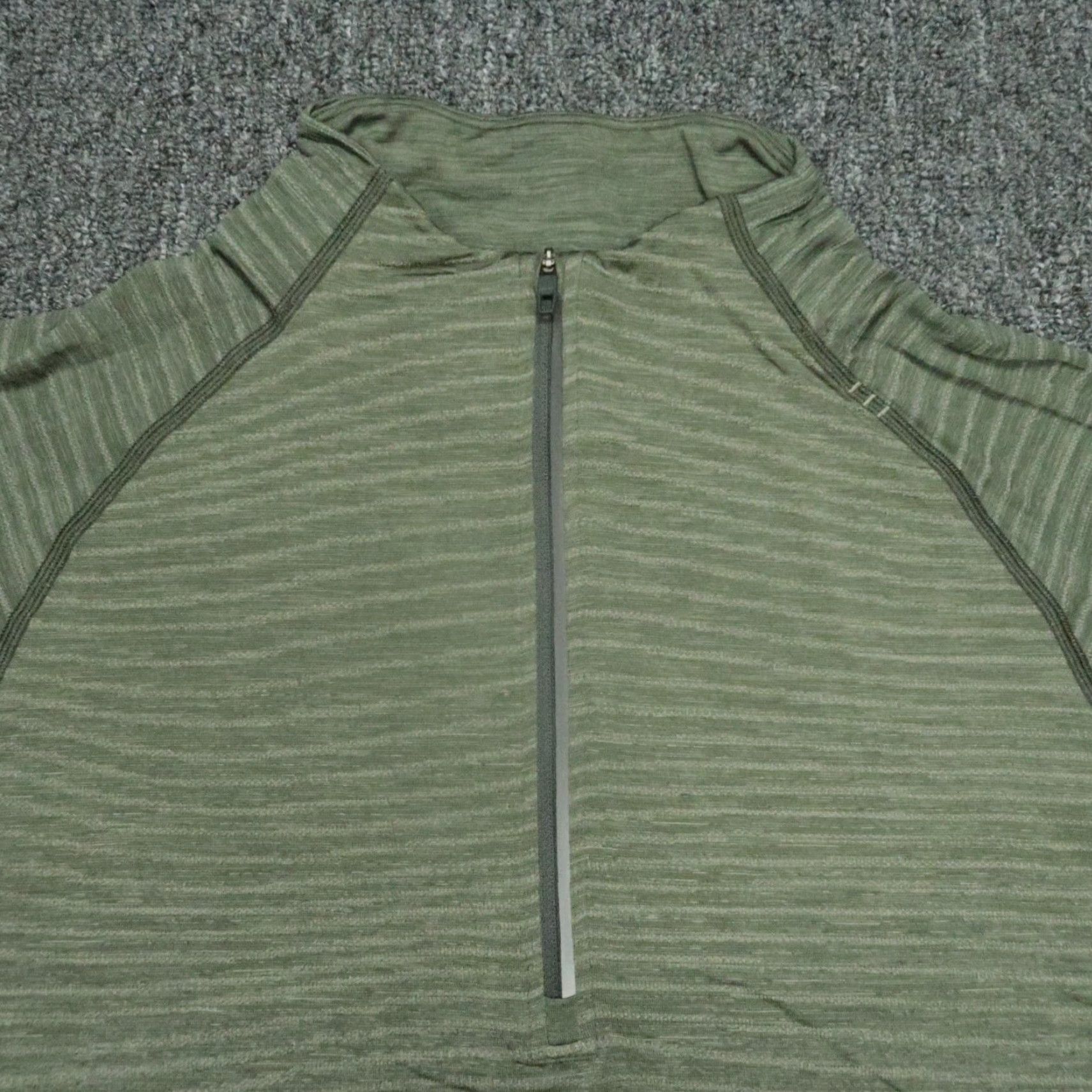 Lululemon Lululemon Pullover Mens Large Green Metal Vent Tech Half Zip Lightweight Shirt Size US L / EU 52-54 / 3 - 2 Thumbnail