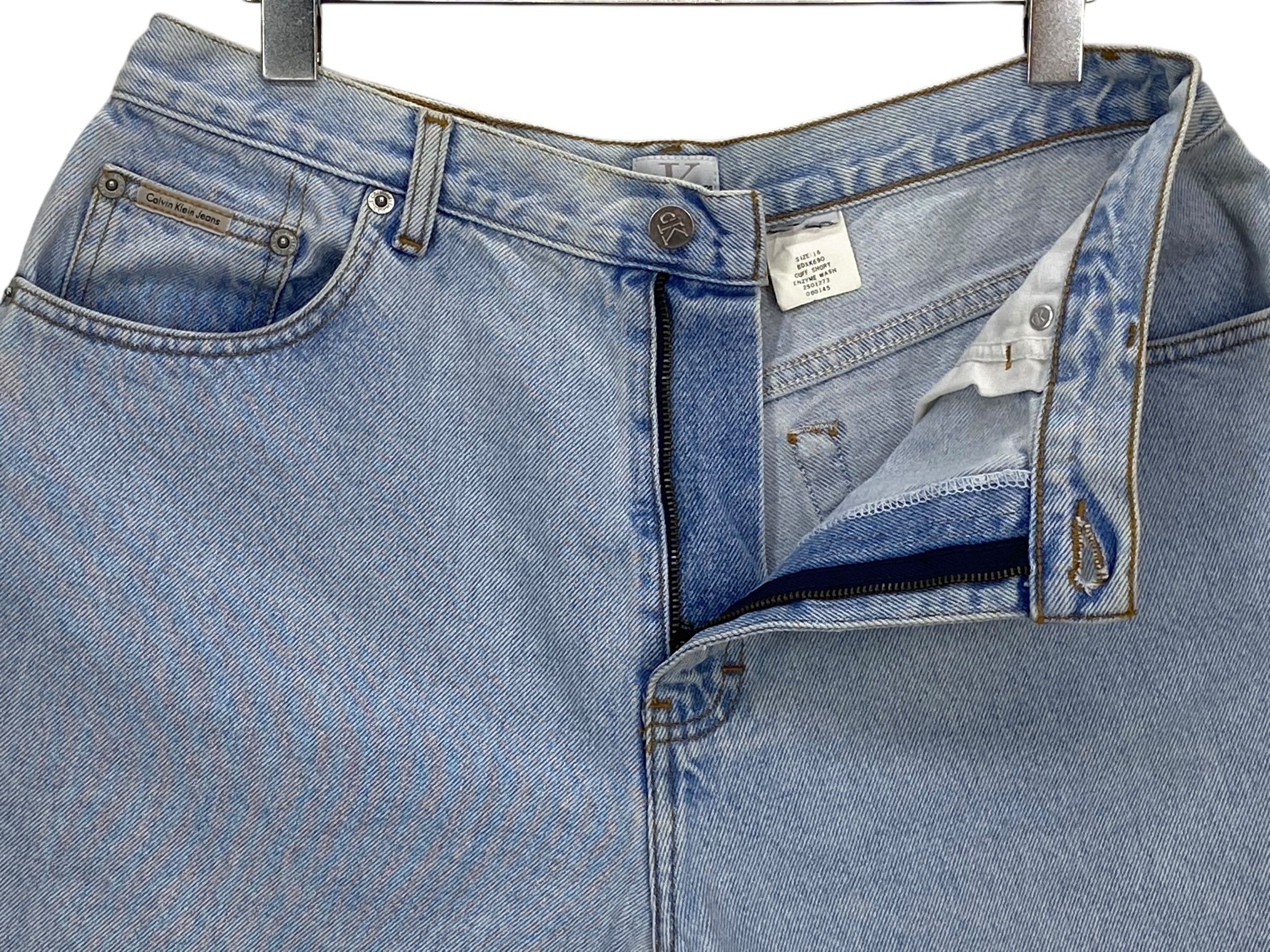 Calvin Klein × Vintage Calvin Klein Jeans Vintage Short Jeans Size 30" / US 8 / IT 44 - 4 Thumbnail