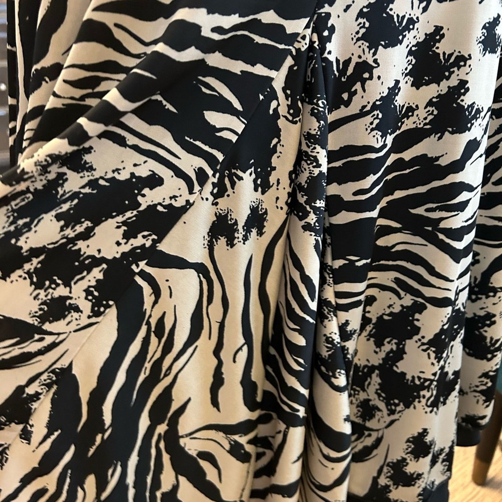 Designer Reversible black Taupe and black women’s Tango dress medium Size S / US 4 / IT 40 - 6 Thumbnail