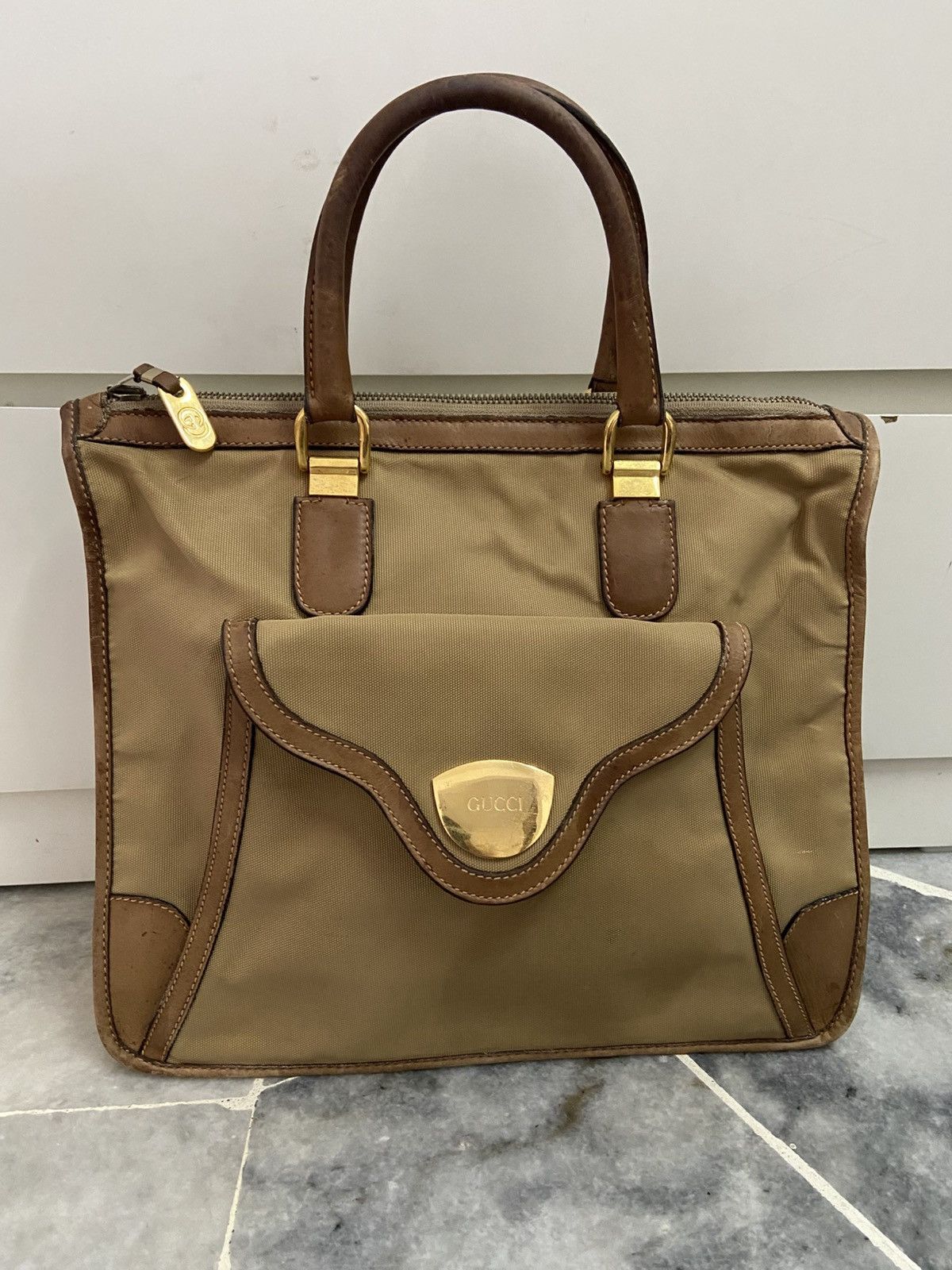 Gucci Vintage Gucci Monogram Canvas GG Leather Bag Size ONE SIZE - 1 Thumbnail