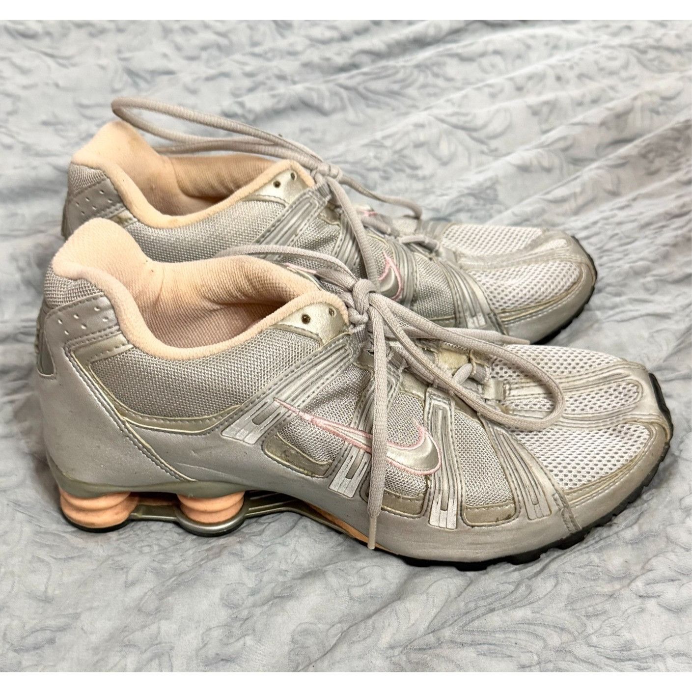 Nike Woman's Nike Shox TL 2003 vintage sneakers size 12 | Grailed