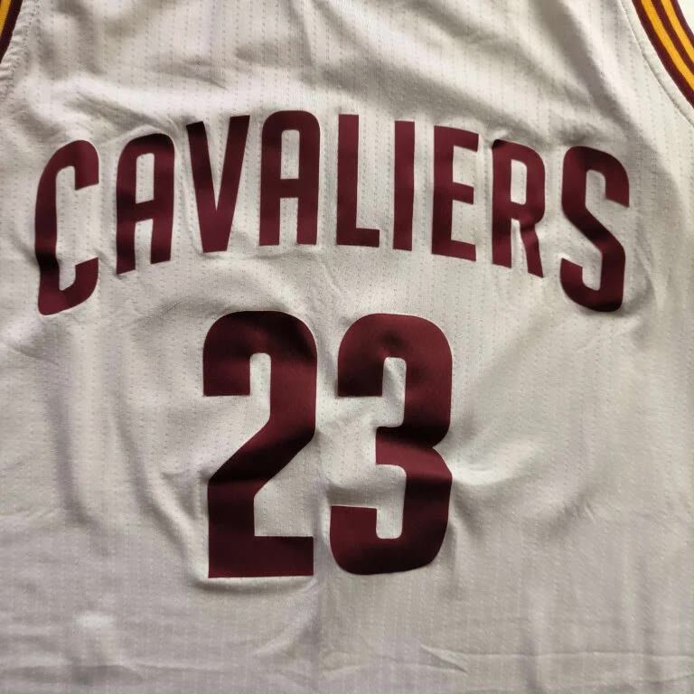 Adidas Cleveland Cavaliers LeBron James Rev30 home NBA jersey S Size US S / EU 44-46 / 1 - 3 Thumbnail