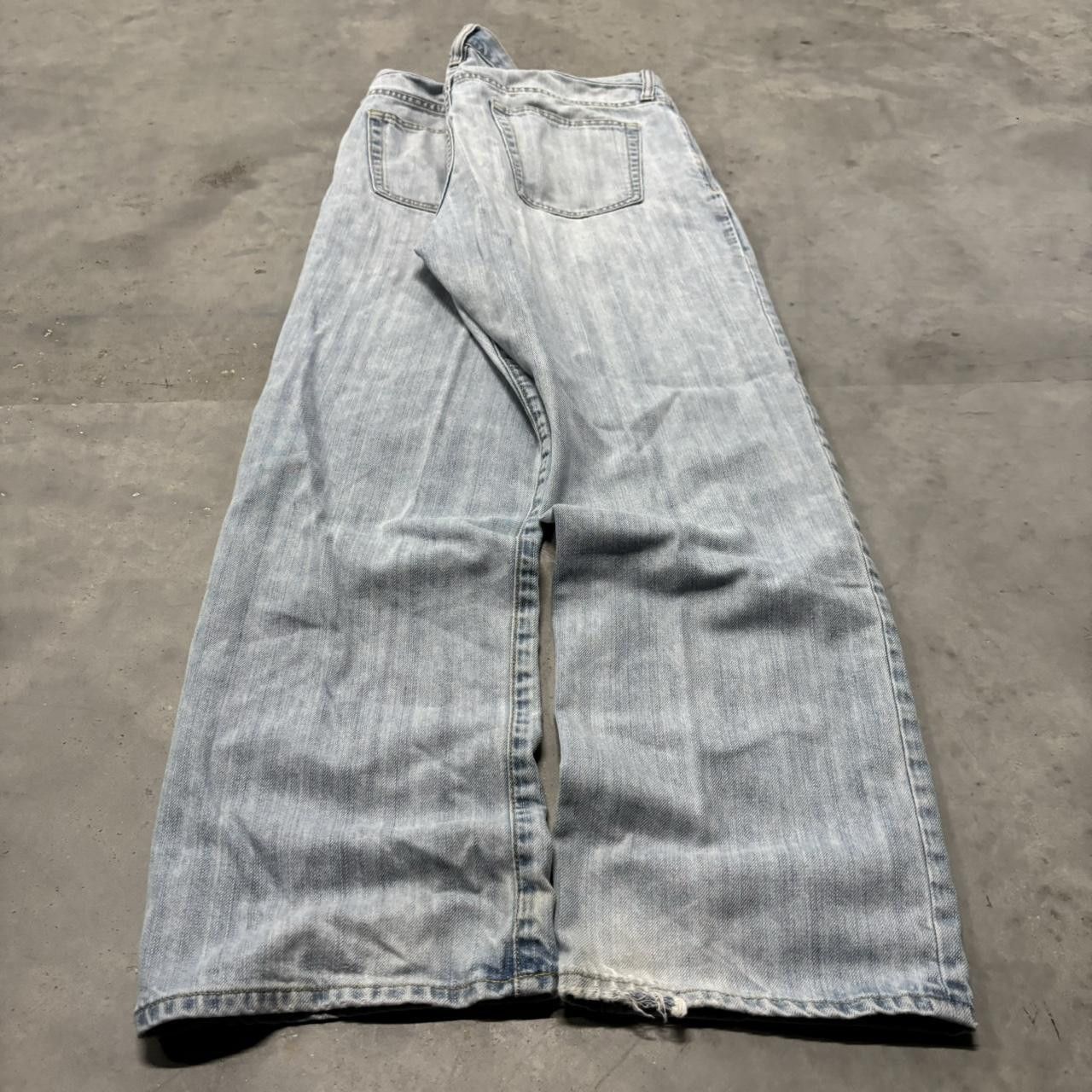 Japanese Brand × Vintage Crazy Vintage Y2K/2000s Grunge Faded Light Wash Essential Denim Jeans! Size US 34 / EU 50 - 4 Thumbnail