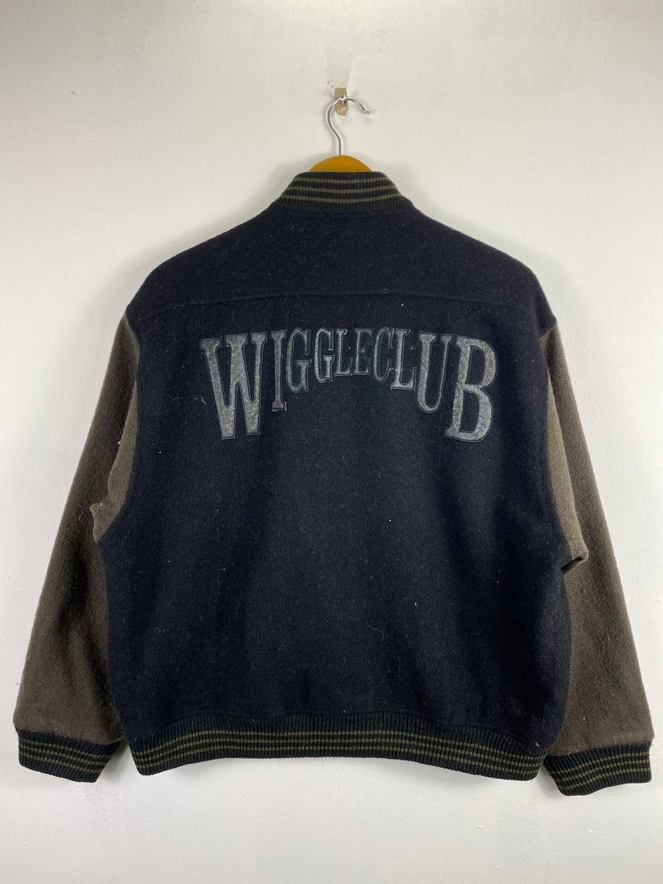 Japanese Brand wiggle club wool varsity jacket nice design Size US L / EU 52-54 / 3 - 7 Thumbnail