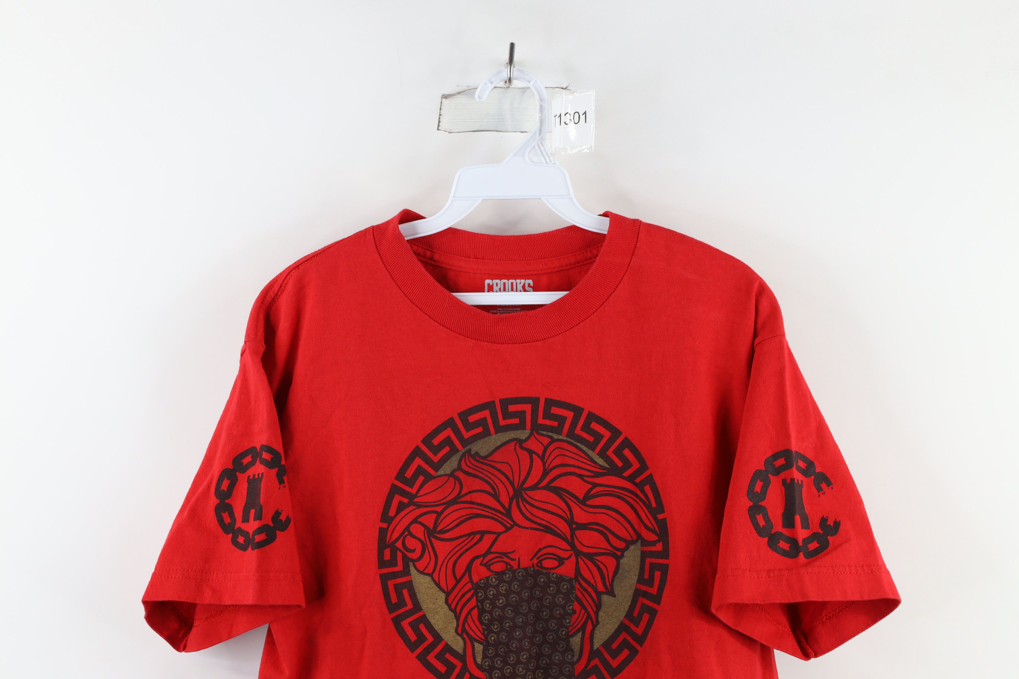 Crooks & Castles Crooks & Castles Streetwear Out Medusa Head T-Shirt Red Size US M / EU 48-50 / 2 - 2 Thumbnail