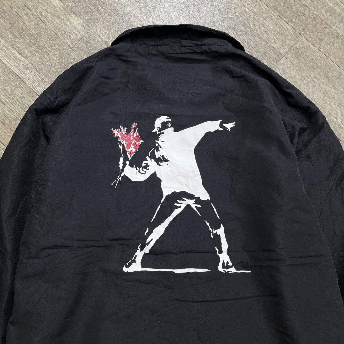 Japanese Brand Brandalised Bansky Flowers Thrower Light Jacket Size US XL / EU 56 / 4 - 2 Thumbnail
