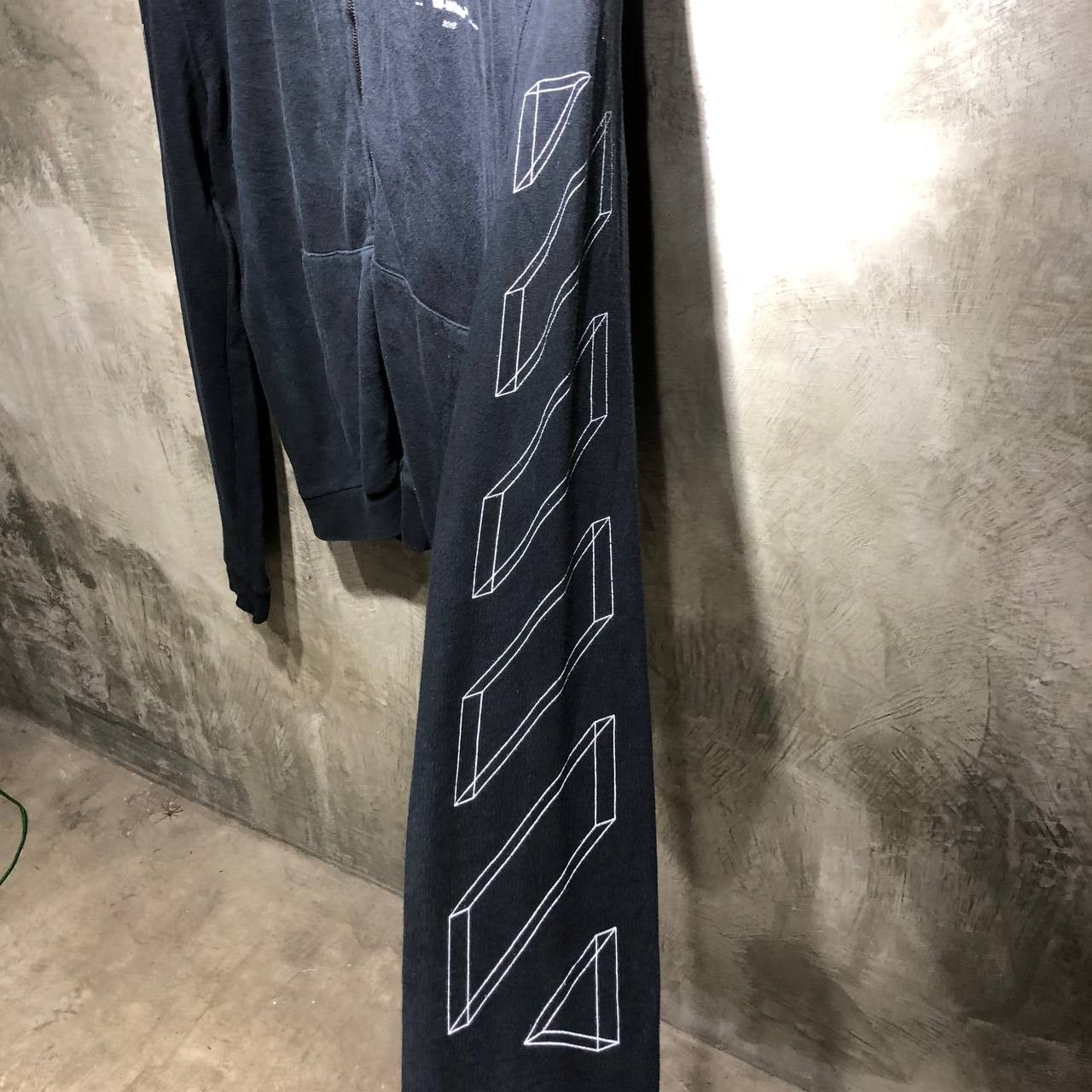 Off-White Off-white 3D stencil arrows zip up hoodie Size US L / EU 52-54 / 3 - 8 Thumbnail