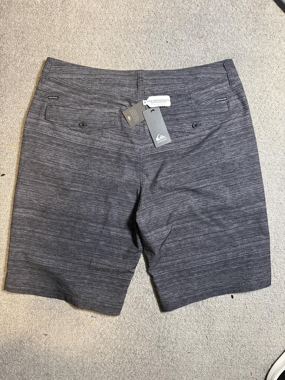 Quicksilver Quiksilver Amphibian Shorts Mens 34 Gray Hybrid Stretch NWT Size US 34 / EU 50 - 4 Thumbnail