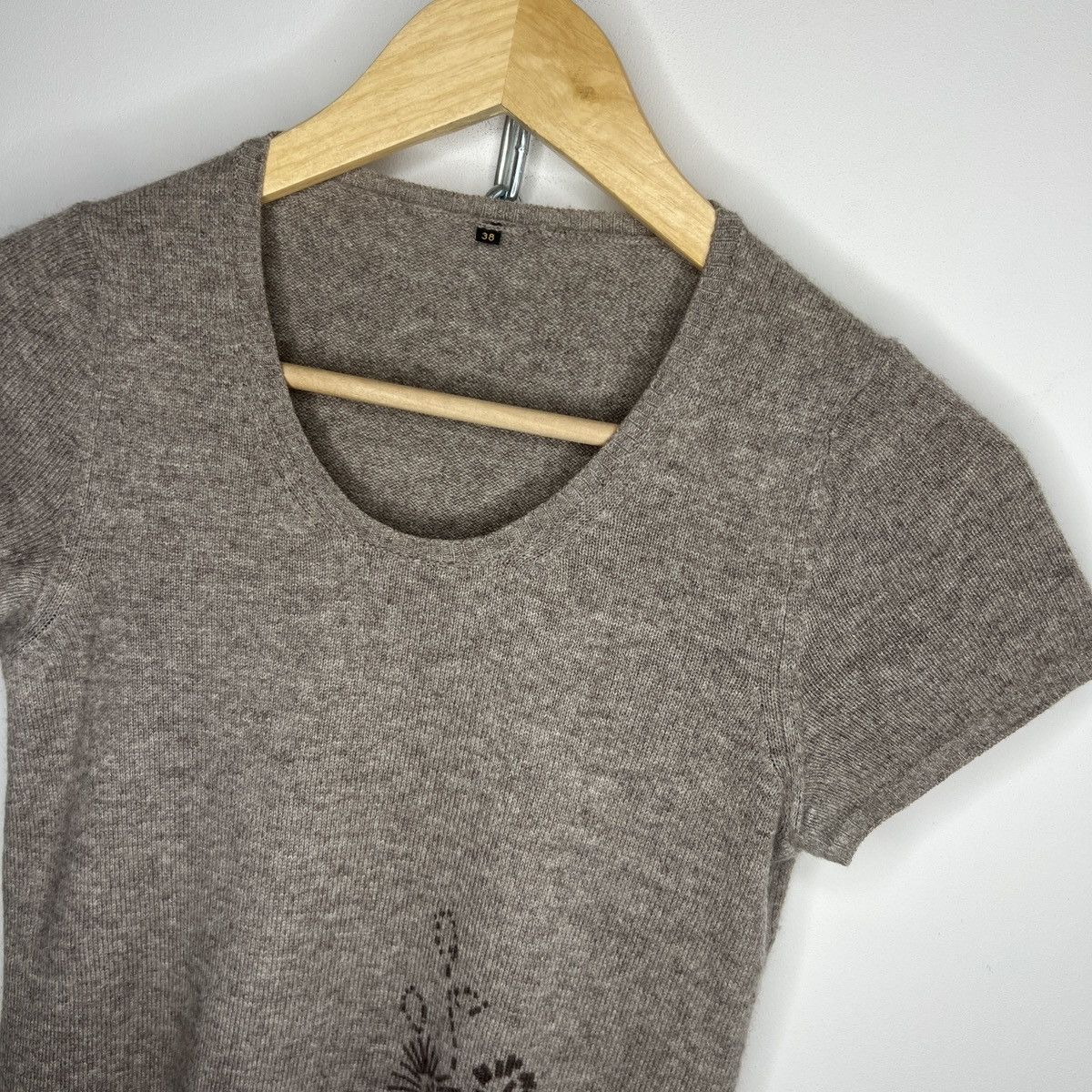 Loro Piana Loro Piana Cashmere Top Beige Brown Tshirt Size XS / US 0-2 / IT 36-38 - 4 Thumbnail