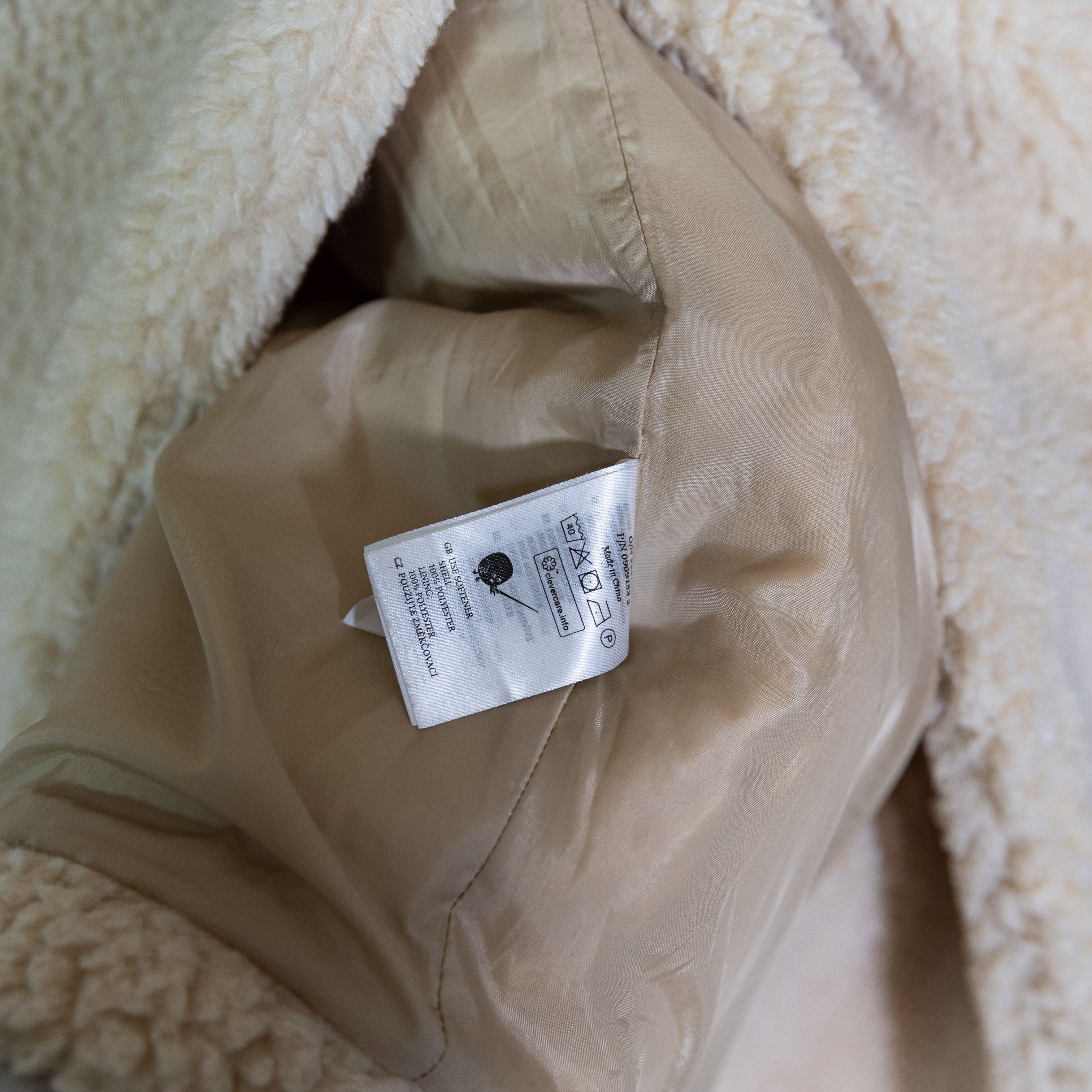 Other Monki Faux Vegan Fur Shearling Teddy Size XS / US 0-2 / IT 36-38 - 3 Thumbnail