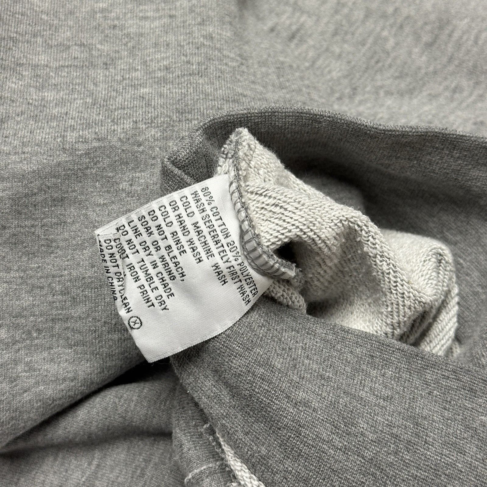 Vintage Vintage Y2K Electric Hoodie Sweatshirt Mens Large 21.5x26 Size US L / EU 52-54 / 3 - 6 Thumbnail