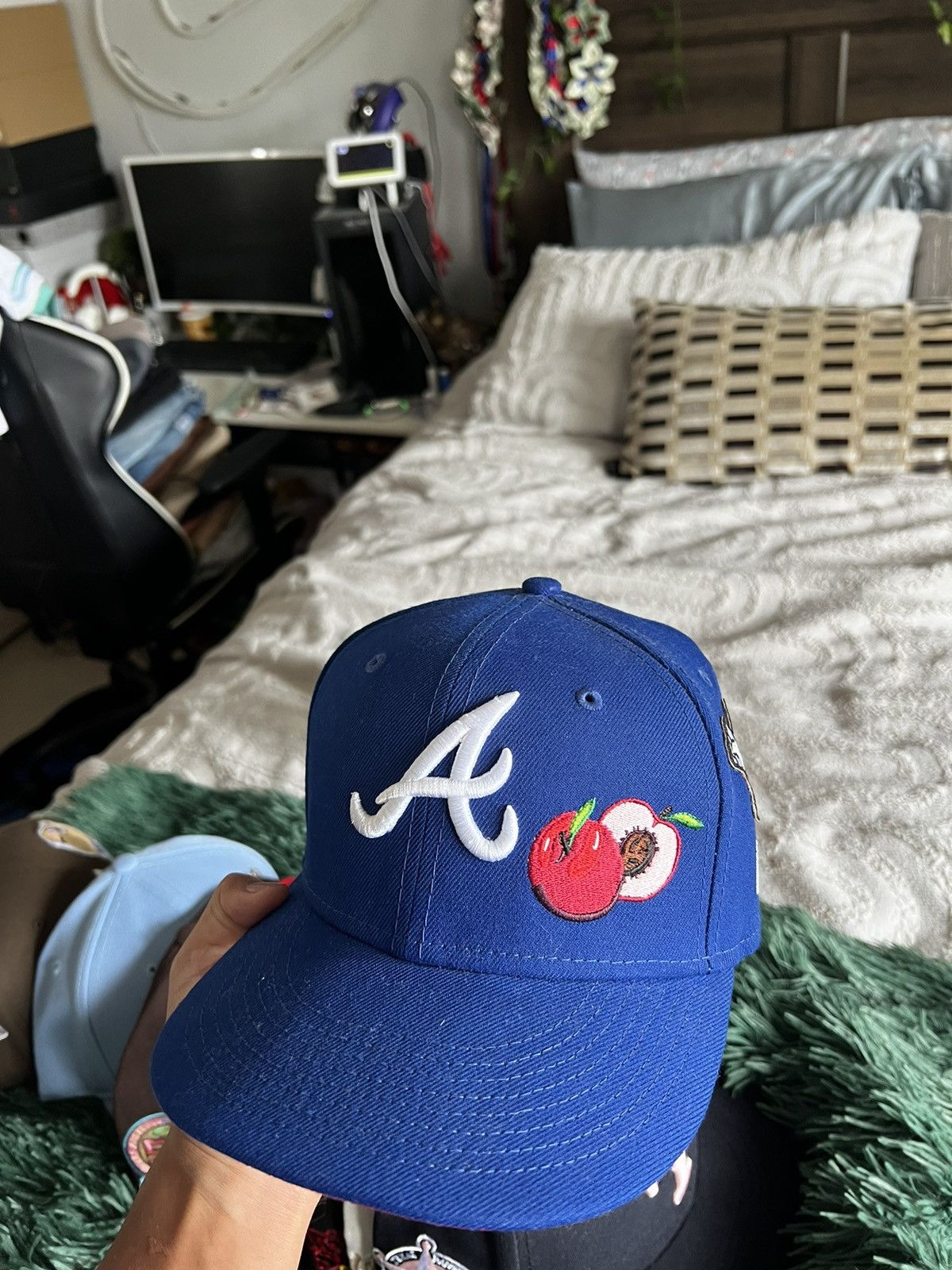 New Era Blue Atlanta Braves 59fifty Fitted w/Side Patch 7 Size ONE SIZE - 1 Thumbnail