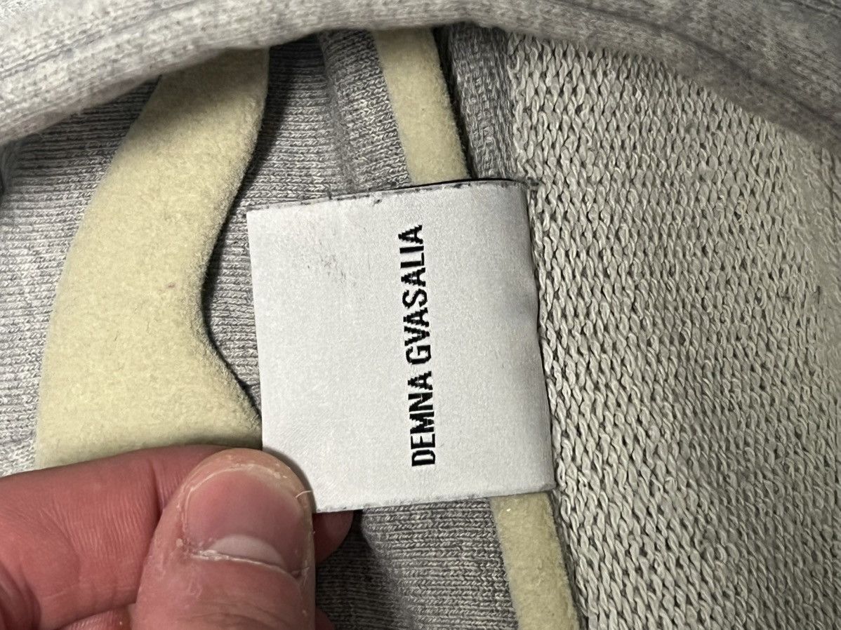 Vetements Vetements Champion logo hoodie Size US L / EU 52-54 / 3 - 6 Thumbnail