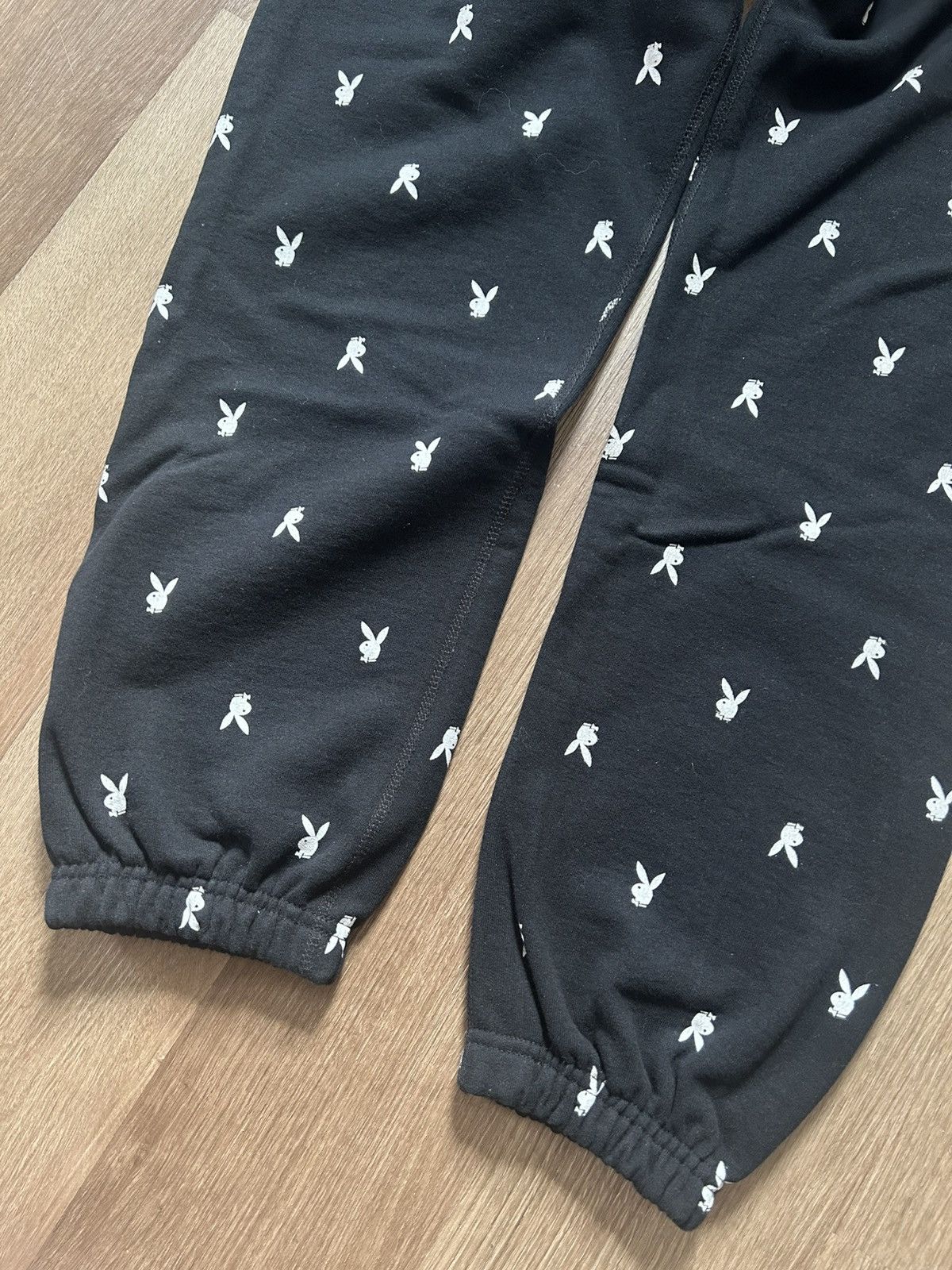 Supreme Supreme Playboy Sweatpants FW15 Size US 32 / EU 48 - 3 Thumbnail