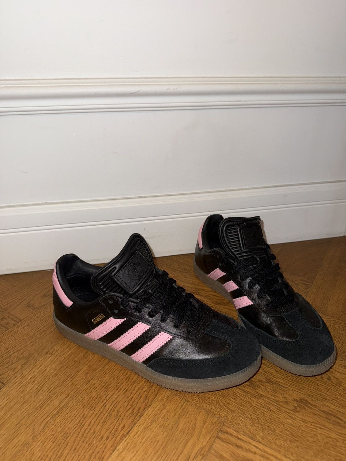 Adidas Adidas Samba x Inter Miami CF "Black Pink" (Limited Edition) Size US 7.5 / IT 37.5 - 7 Thumbnail