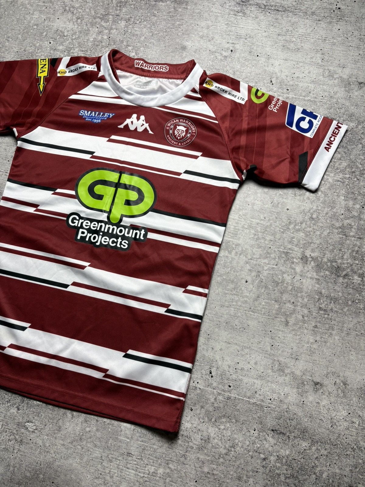 Kappa Squad Signed Wigan Warriors 2025 Home Shirt Size US S / EU 44-46 / 1 - 2 Thumbnail