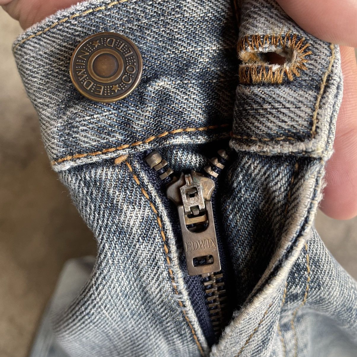 Edwin 🔥Vintage Edwin 404 Stoned Washed Ripped Distress Denim Jeans Size US 34 / EU 50 - 13 Thumbnail