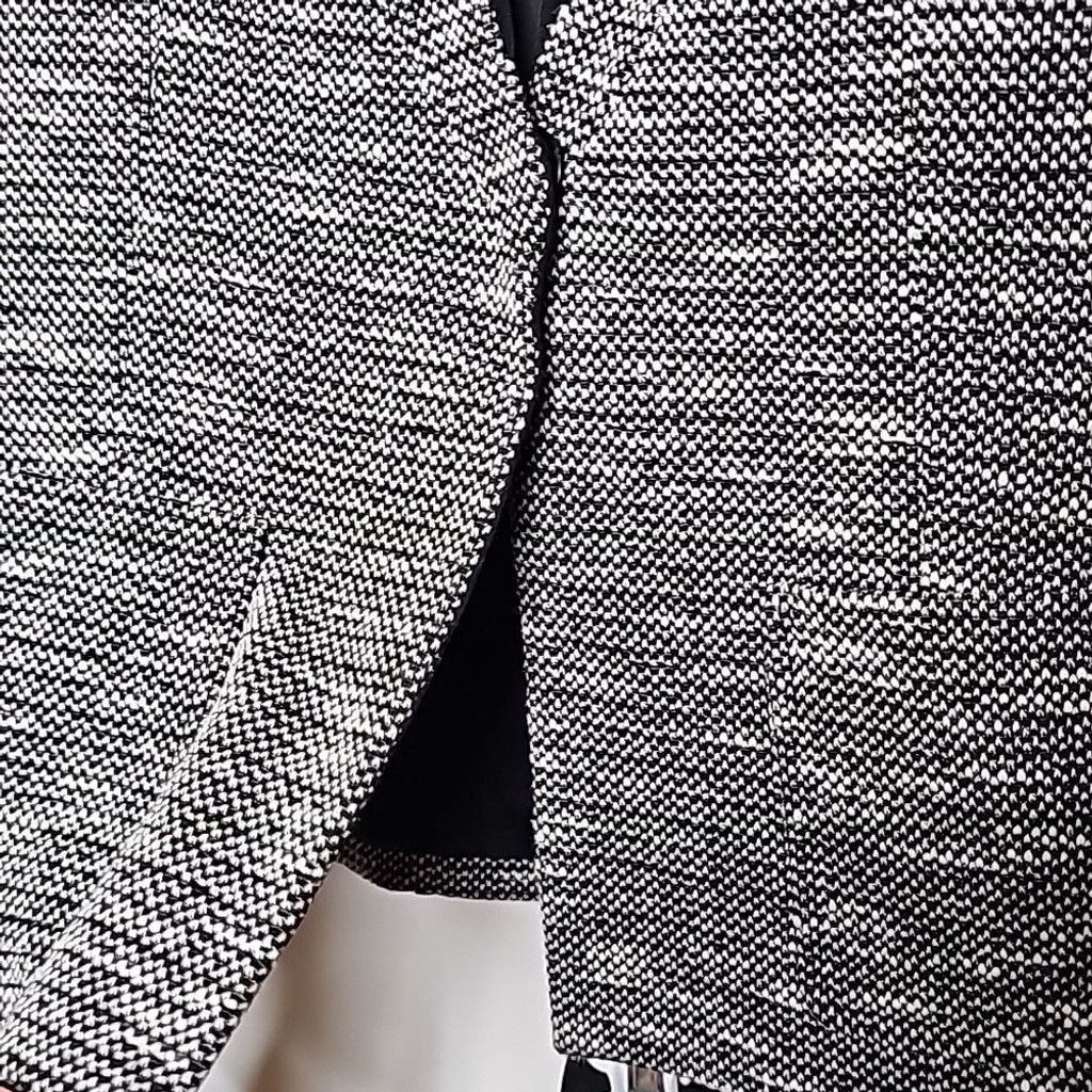 Nanette Lepore NWOT Nanette Lepore blazer skirt suit set black white sz 4 Size S / US 4 / IT 40 - 7 Thumbnail
