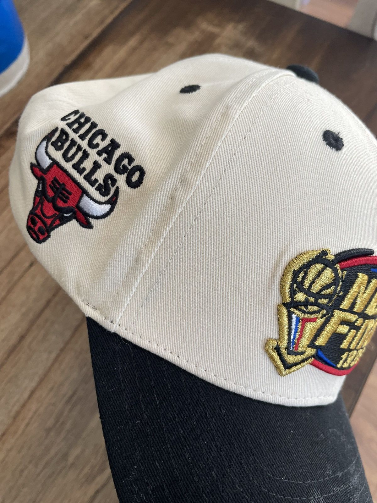 Mitchell & Ness 98 nba finals snapback Size ONE SIZE - 3 Thumbnail