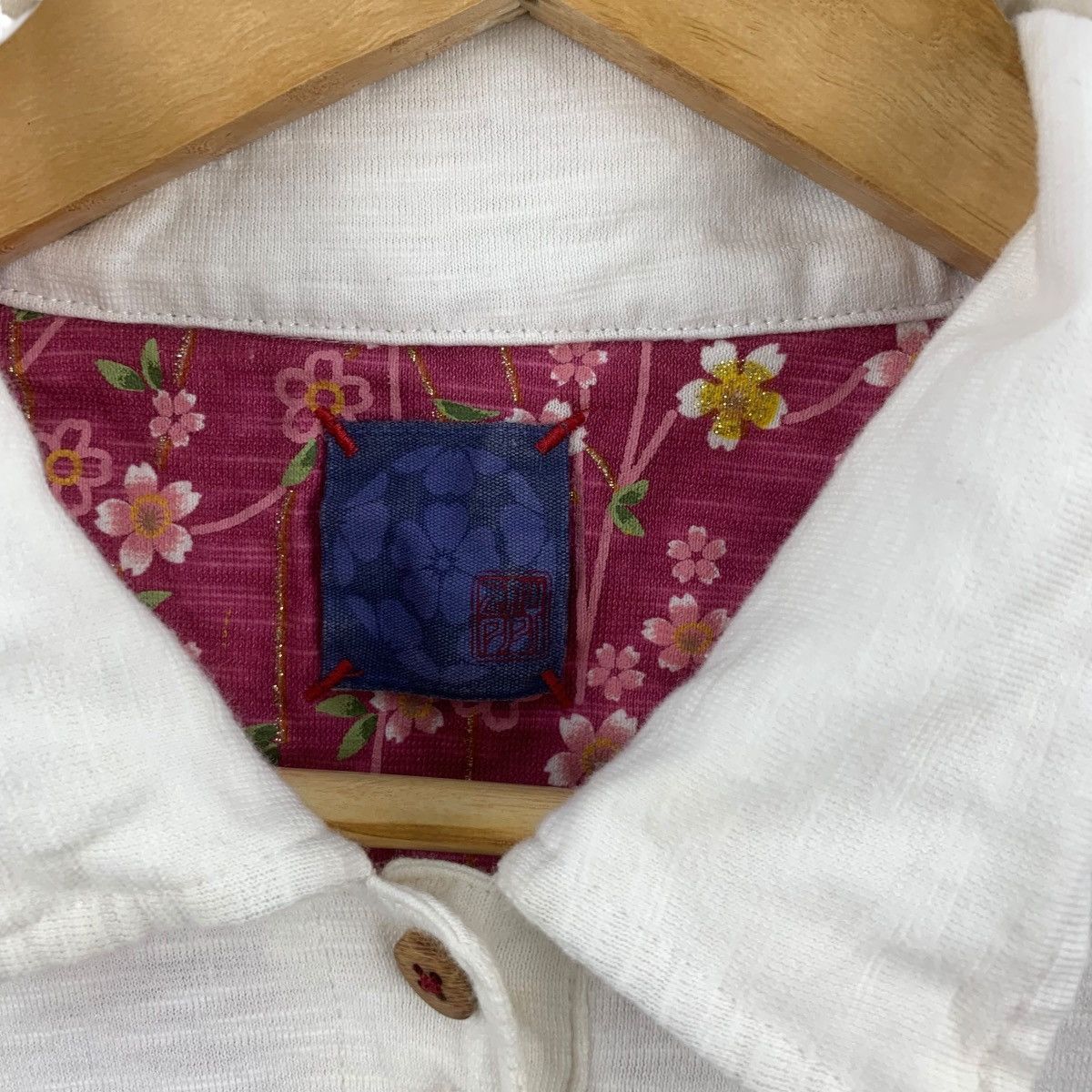 Vintage Vintage JAPAN TRADITIONAL TEMPLE Souvenir Y2K Polo Tee Size M / US 6-8 / IT 42-44 - 7 Thumbnail