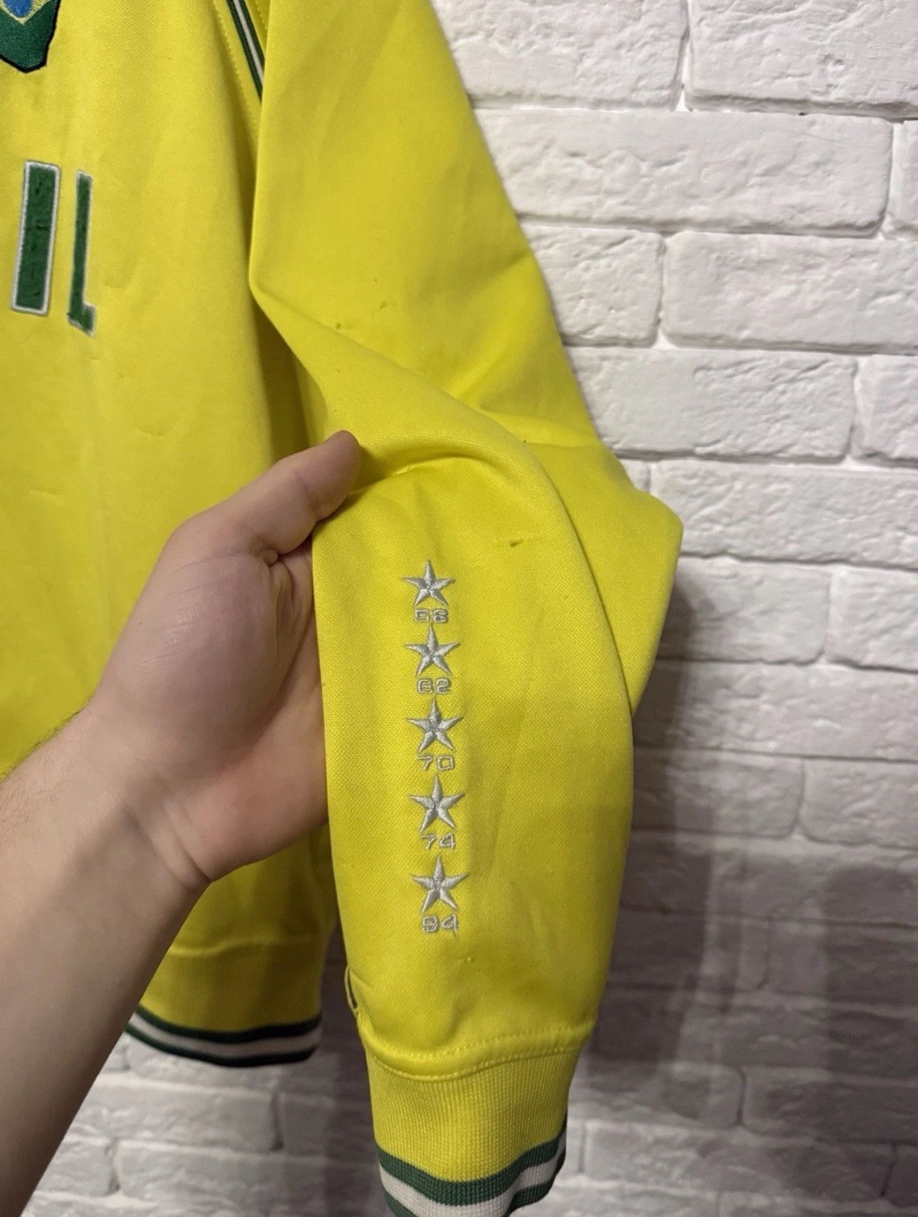 Umbro Vintage Rare Umbro Brasil Track Jacket Training Track Top Size US M / EU 48-50 / 2 - 9 Thumbnail
