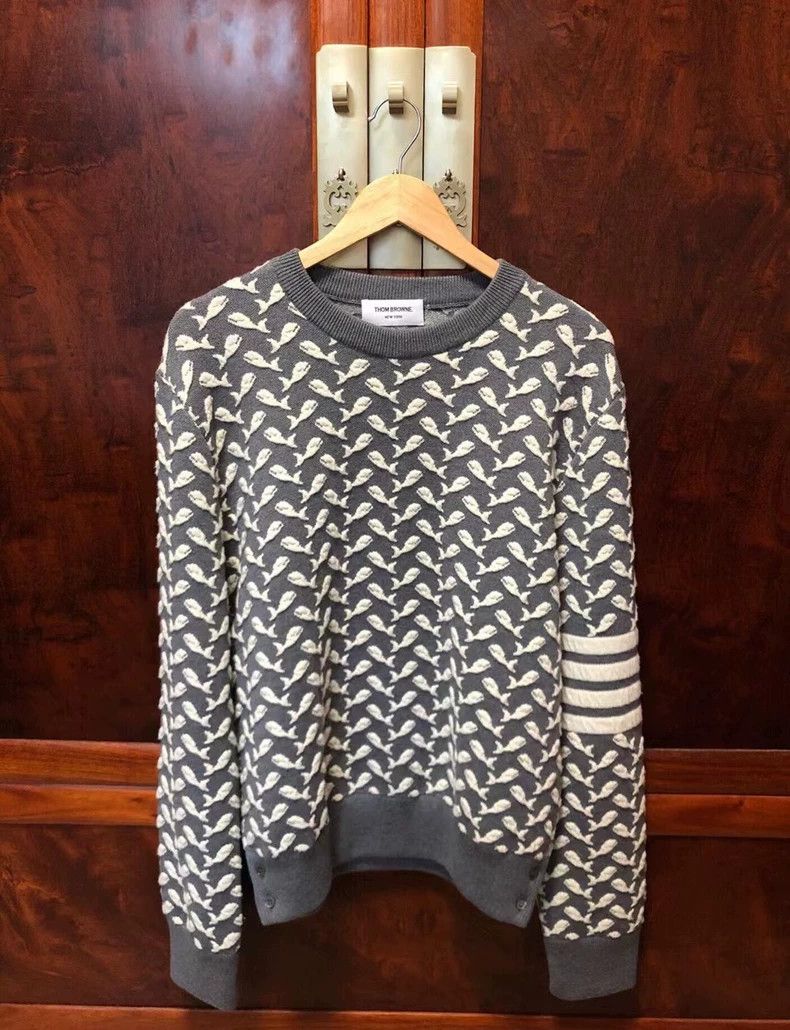 Thom Browne Thom Browne TB Whale Pattern Cashmere Sweater- dmc Size US L / EU 52-54 / 3 - 1 Thumbnail