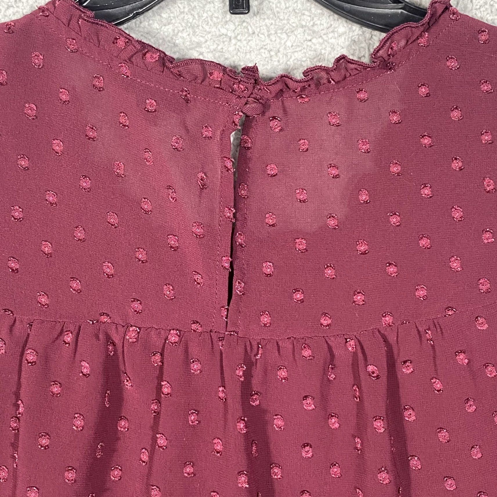 Torrid Torrid Tank Shirt Womens Plus Burgundy Chiffon Swiss Dot Sleeveless Mock Neck Button-Loop Keyhole Back 0X Size 0X Size XL / US 12-14 / IT 48-50 - 6 Thumbnail