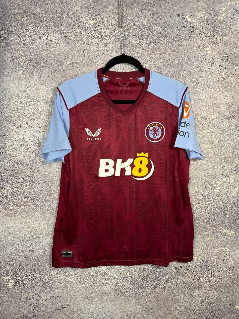 Castore × Vintage Women's Aston Villa 2023/24 Castore Soccer Jersey Size US S / EU 44-46 / 1 - 1 Thumbnail