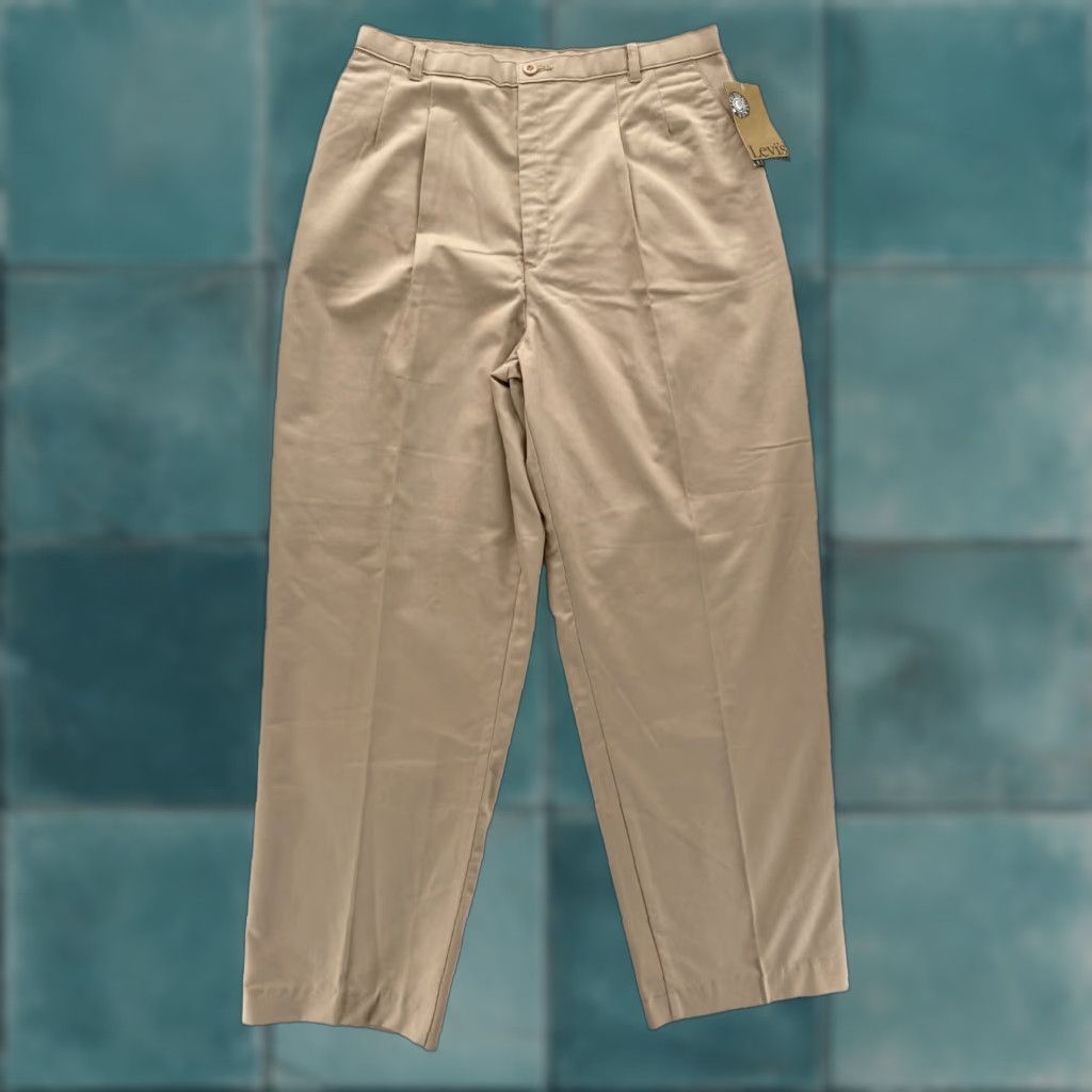 Levi's Levi's Sportswear Pants Women's 16 Khaki Beige Pleated Relaxed Taper NWT Jeans Pants Size 38" / US 16 / IT 52 - 1 Thumbnail