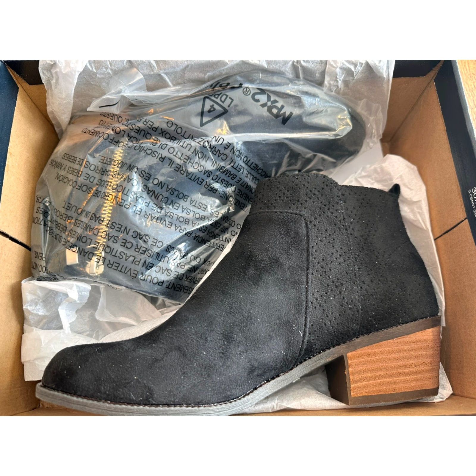 Scholl Dr. Scholls Brianna Bootie Women Black 7.5 Size Boots Women’s Brianna Black Bootie 7.5 Size US 8 / IT 38 - 3 Thumbnail