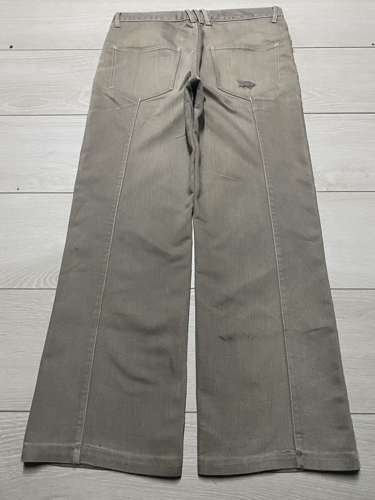 Adidas Adidas beidge Grunge Distressed Baggy Jeans Size US 33 - 2 Thumbnail