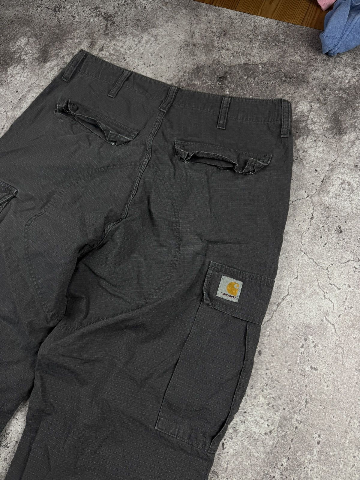 Carhartt Vintage Carhartt Cargo Baggy Pants Y2K Japanese 34x34 Size US 31 - 2 Thumbnail