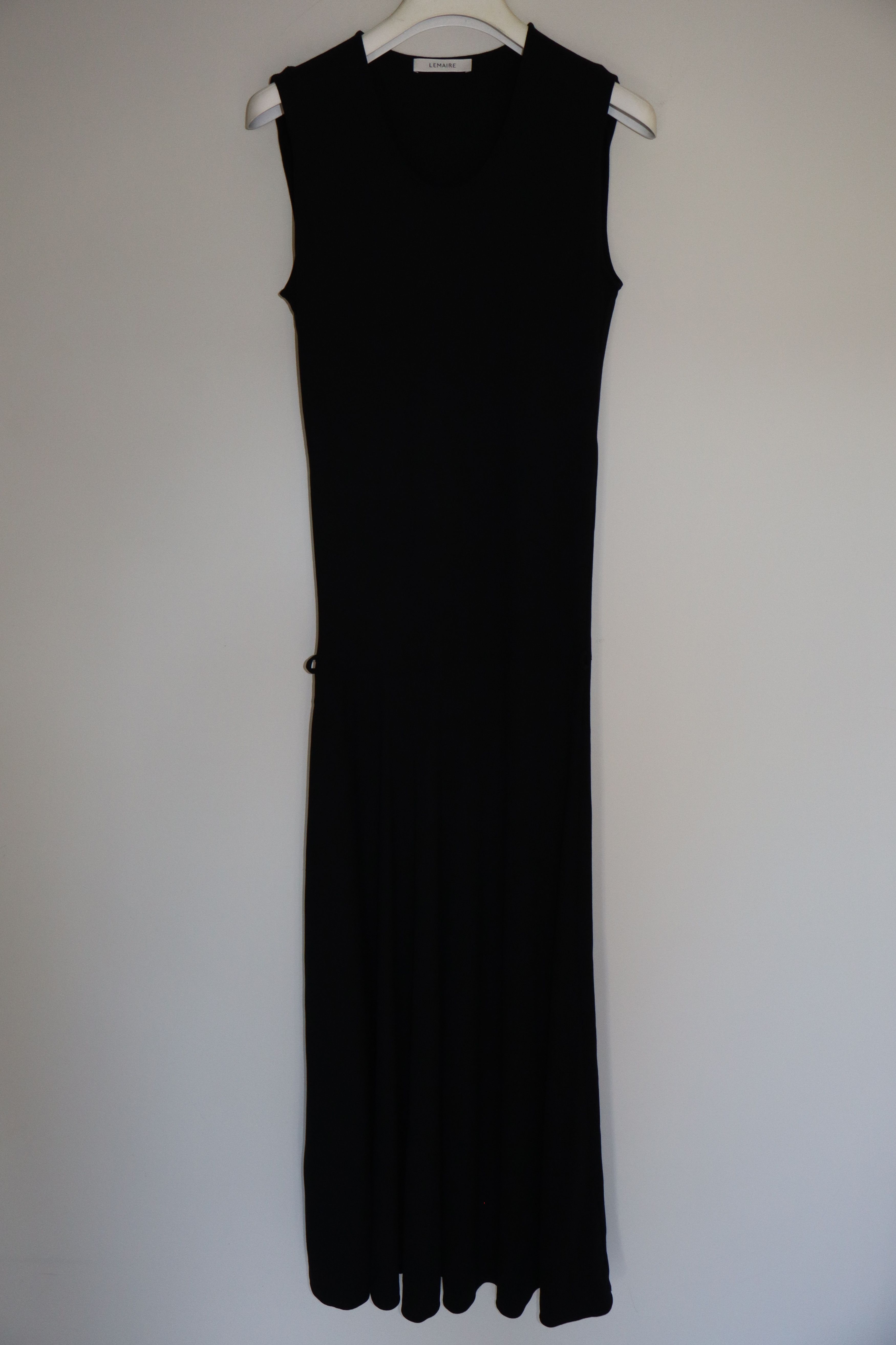 ワンピース LEMAIRE Woman Dress Black DR1045LJ1016 BK998 Squid Ink Belted Rib T-shirt Dress | LEMAIRE