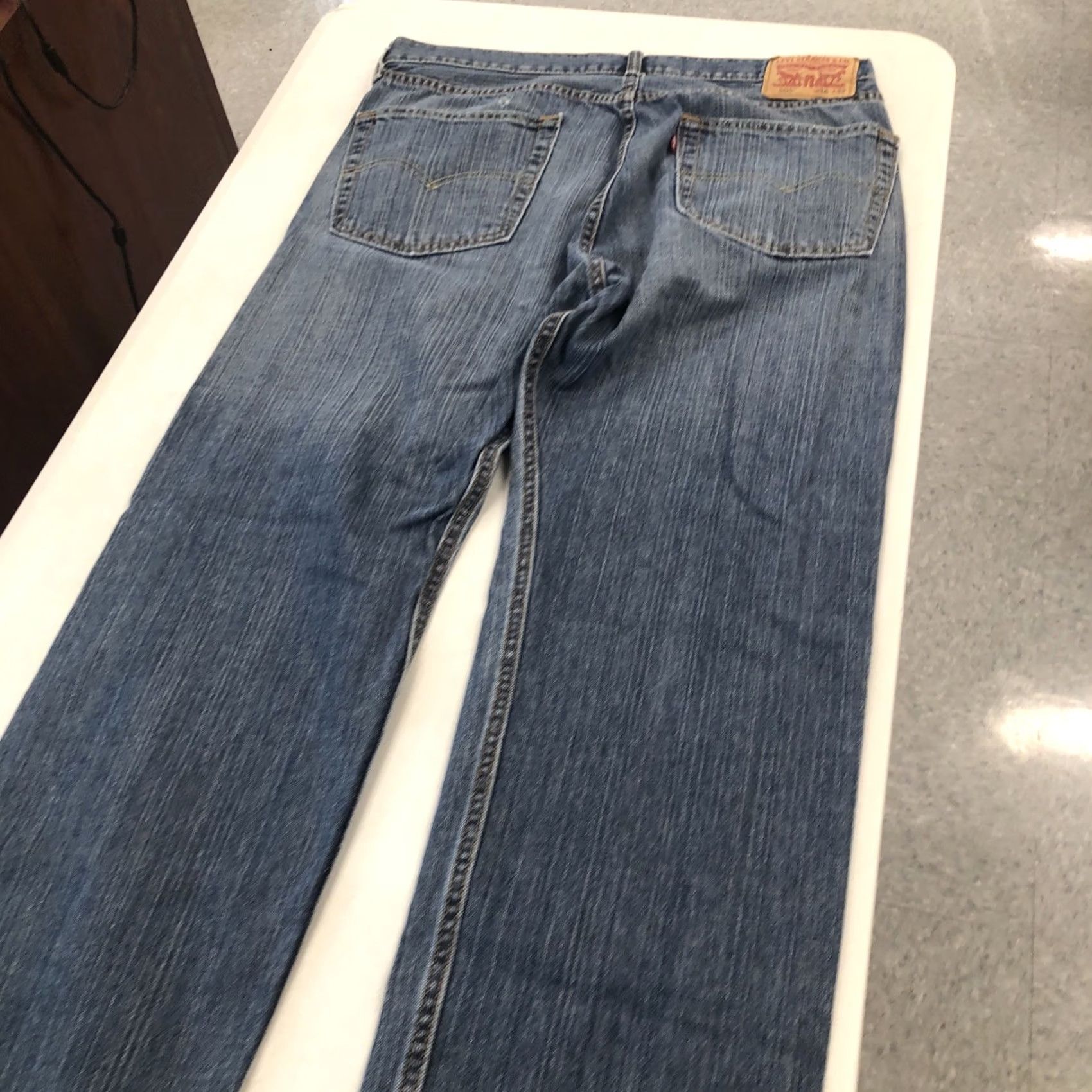 Levi's Levi's 505 Jeans Mens 36x31 Regular Straight Blue Denim Logo 5-Pocket Mid Rise Reg Fit United States 36 Mens Jeans Size US 36 / EU 52 - 4 Thumbnail