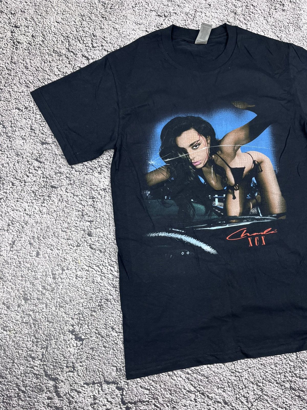 Band Tees Charli XCX Crash The Live Tour 2022 Tee USA Rare Size US S / EU 44-46 / 1 - 3 Thumbnail