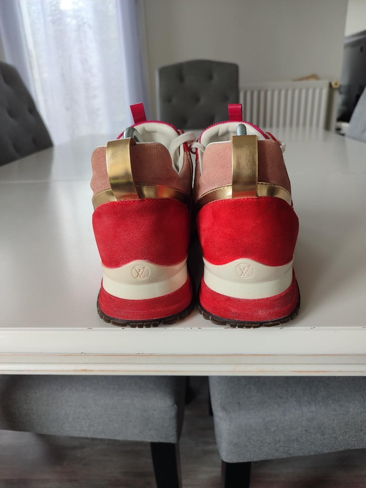 Louis Vuitton BASKETS LOUIS VUITTON RUN AWAY ROUGE FUSCHIA Size US 8 / IT 38 - 2 Thumbnail