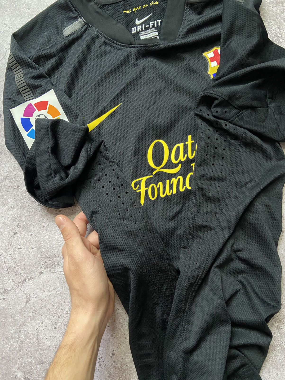 Nike Barcelona Messi 2011-12 Nike Player Version Jersey Size US L / EU 52-54 / 3 - 9 Thumbnail