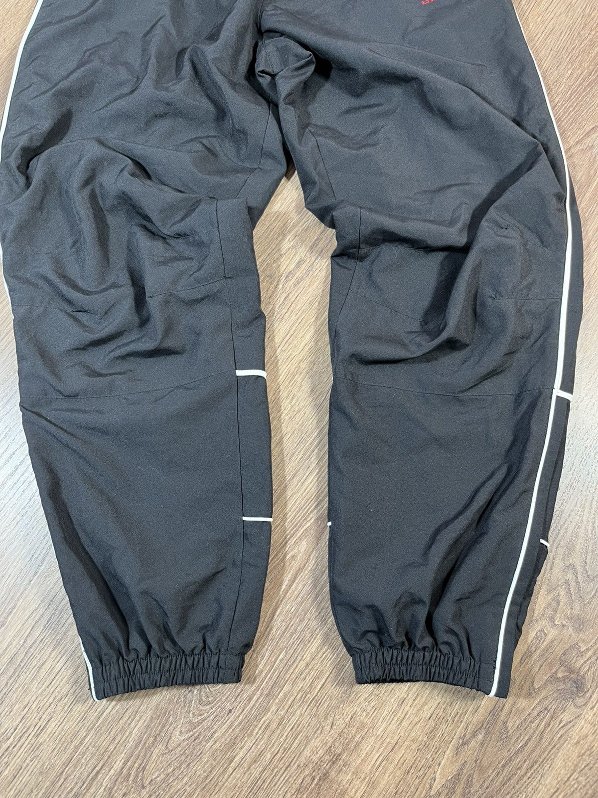 Umbro Vintage Umbro Pants Big Logo Size US 32 / EU 48 - 3 Thumbnail